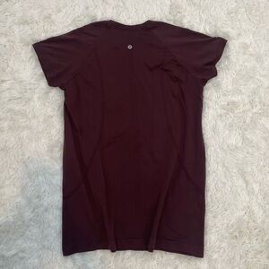 Lululemon swiftly tech short sleeve